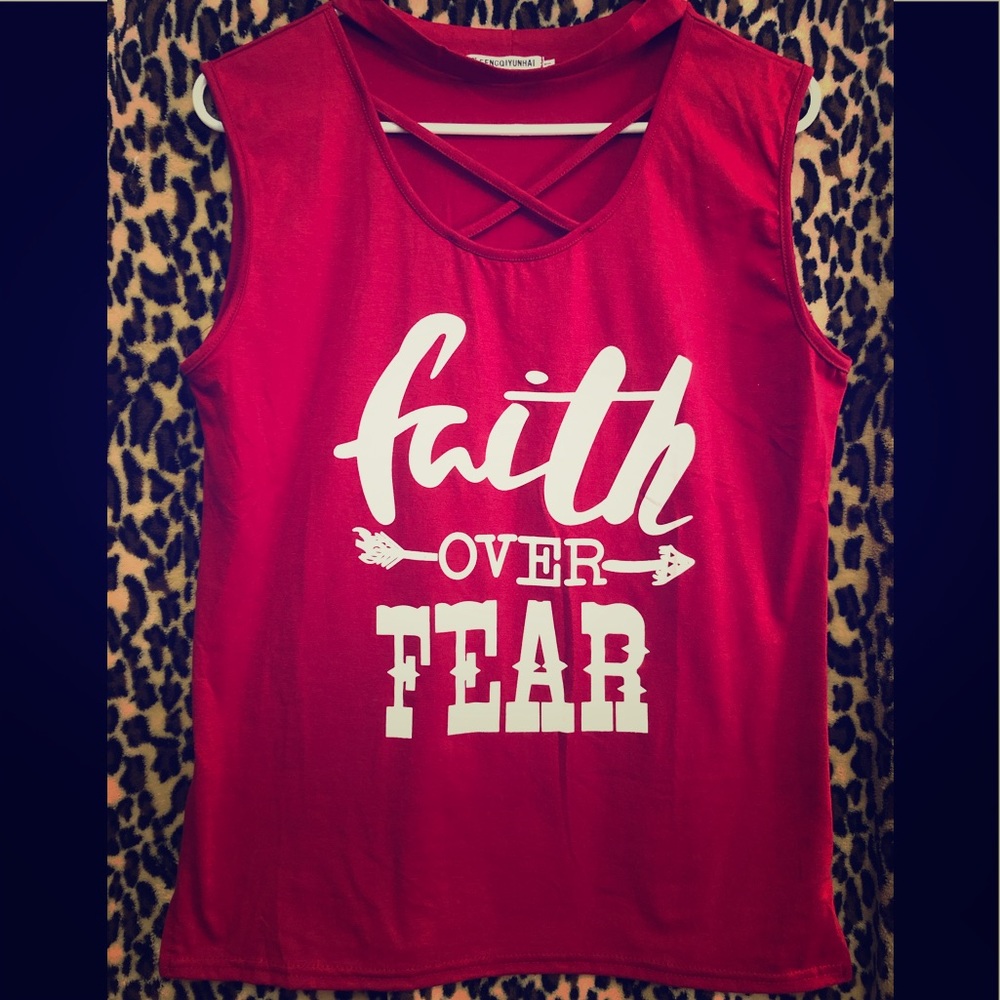 Red/Burgundy sleeveless top, size Medium